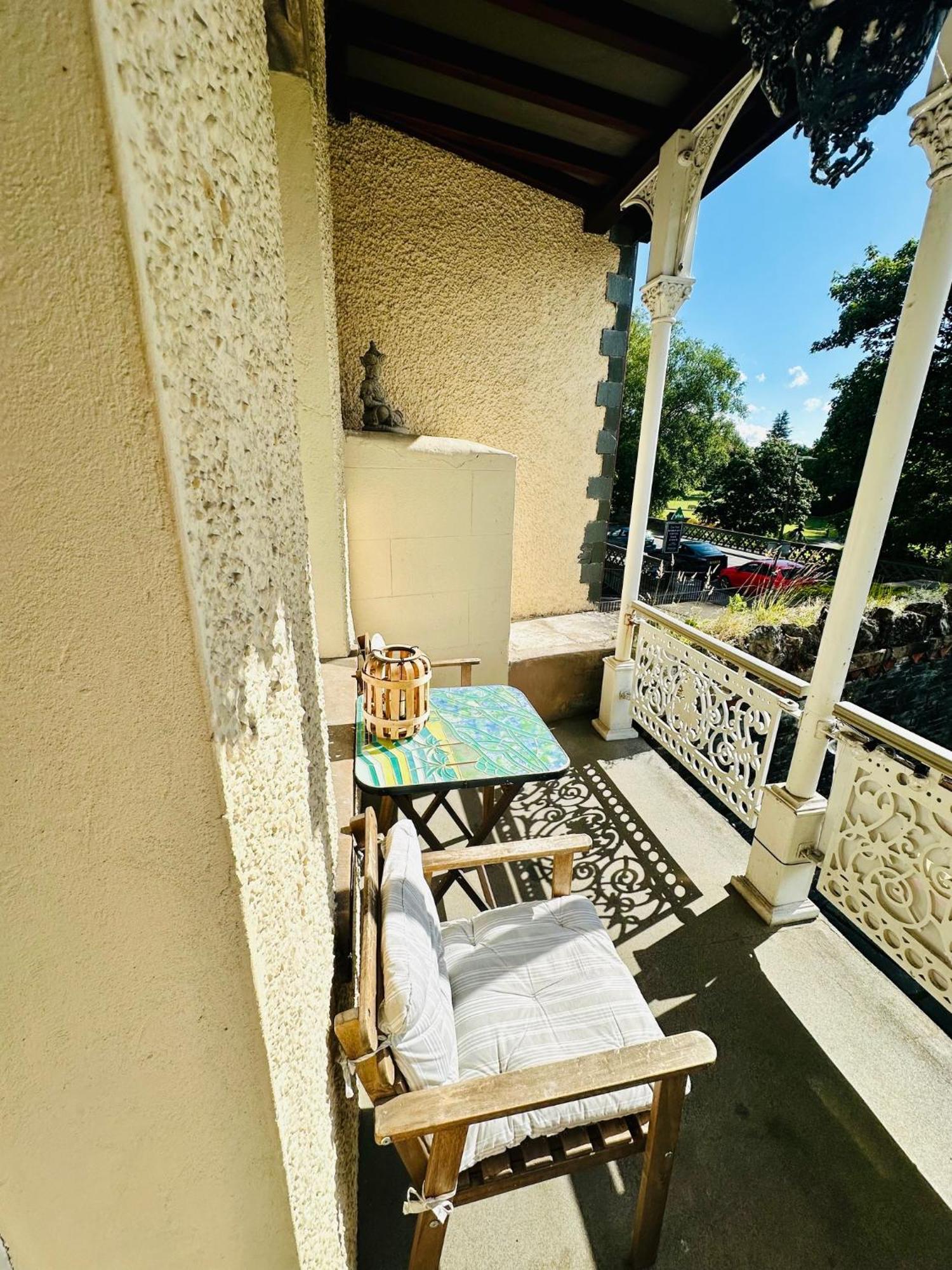 Fitz House 3*
