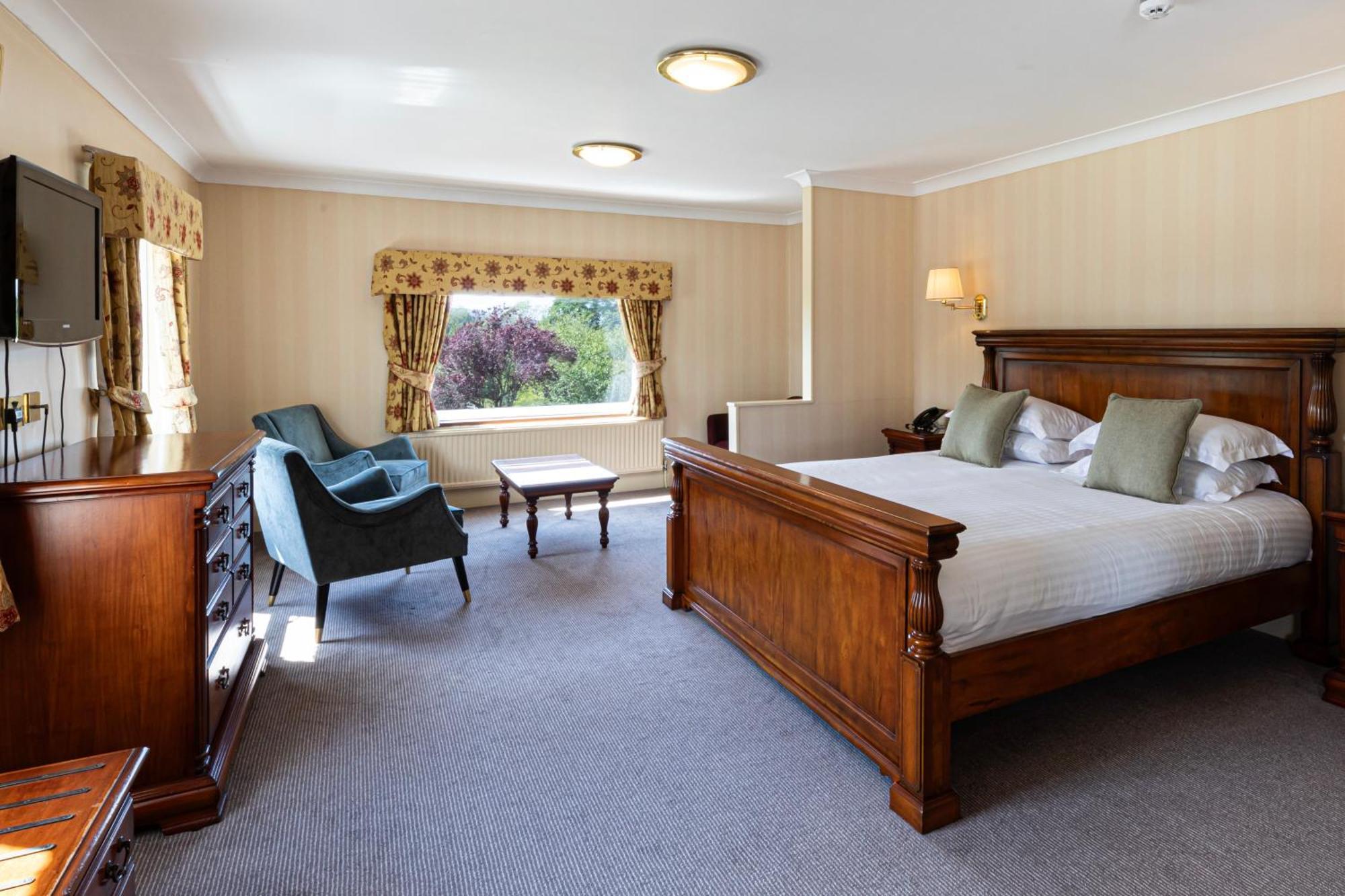 District Castle Hotel