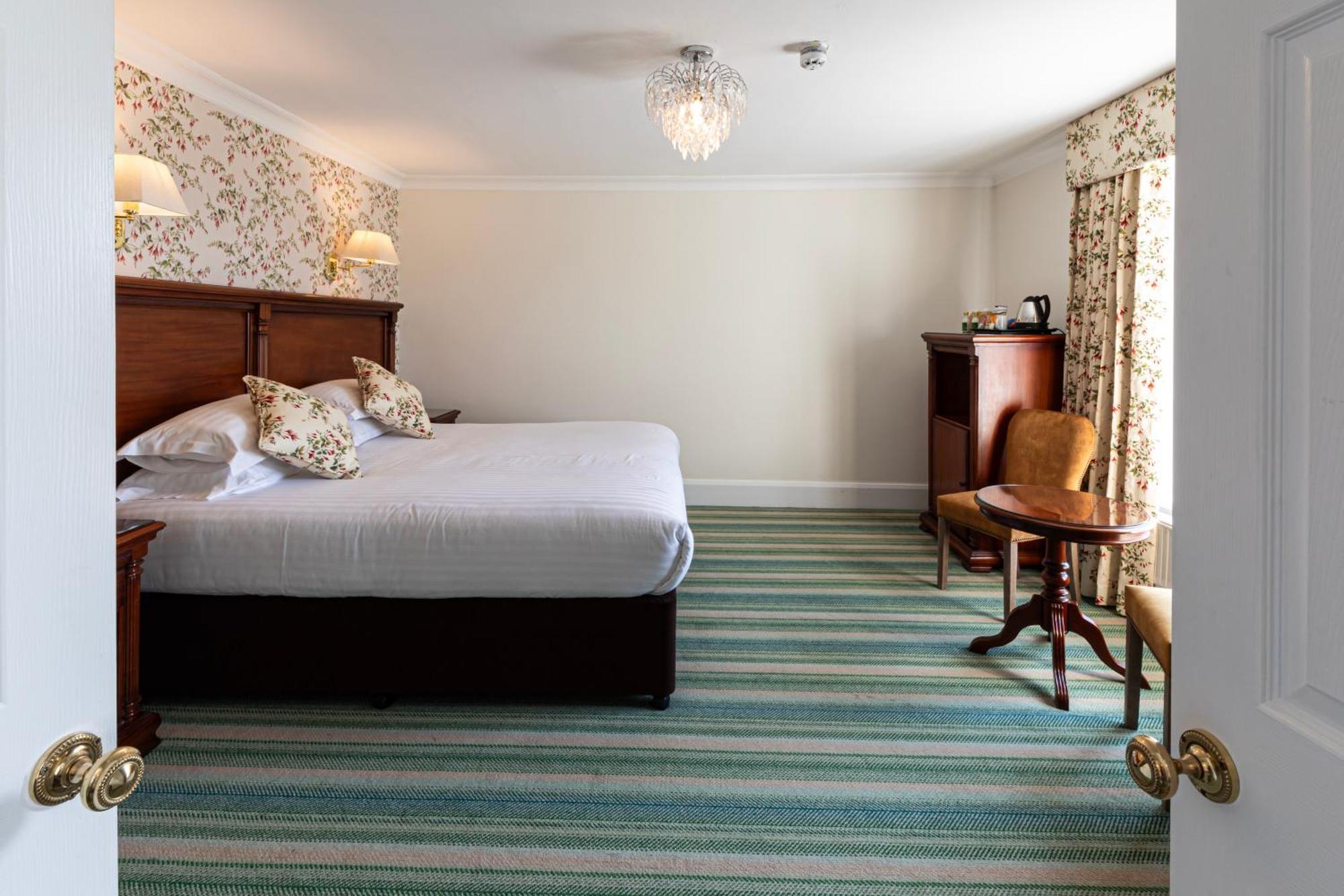 District Castle Hotel