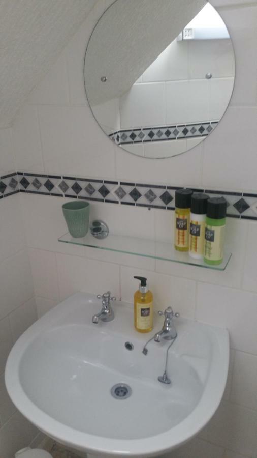 Underhill Guest house