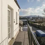 Oak View
