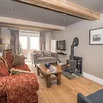 9 The Townhouse