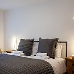 Keswick Ground Floor Apartment With Parking