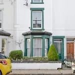 Carlton Cottage