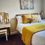 The Paddock Guest House