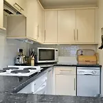 Glenmore - Hewetson Court