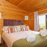 Derwent Lodge