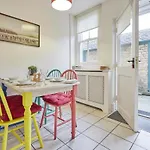 2 Bed In Keswick Sz009