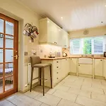 2 Bed In Keswick Sz427