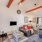 2 Bed In Keswick Sz449