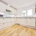 3 Bed In Keswick Sz007