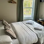 Babbling Brook Guesthouse