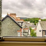 4 Bed In Keswick 89258