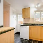 1 Bed In Keswick Sz133