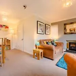 1 Bed In Keswick Sz133