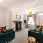 Ratstone Cottage