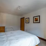 Acorn Apartment 2