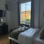 Shemara Rooms