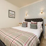 Ravenstone Manor