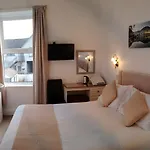 Dunsford Guest House