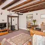 Bunbury Cottage