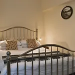 Verger\'S Cottage