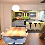 Century Cottage