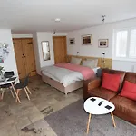 Lynton Lodge Studios