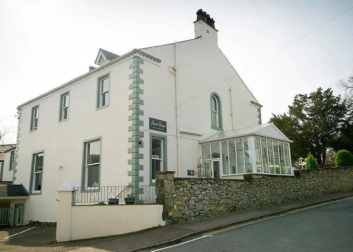Acorn House