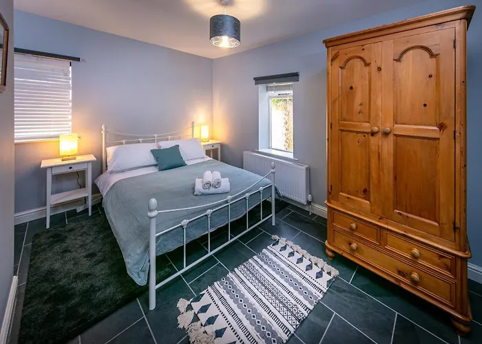 Spacious Ground Floor Apartment