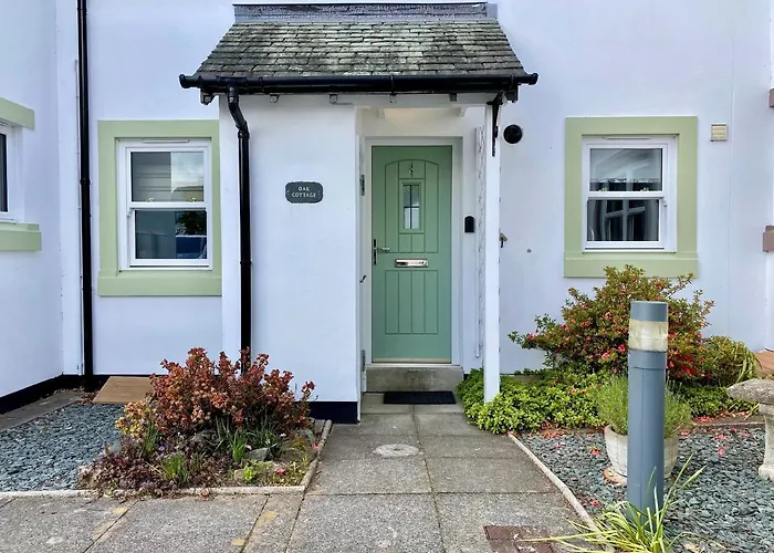 8 Howrahs Court, Keswick