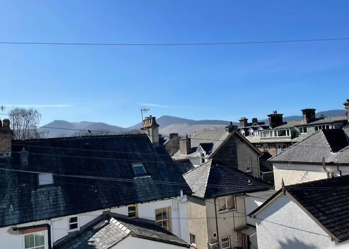 Fell Top View - Fantastic Keswick Centre Apartment