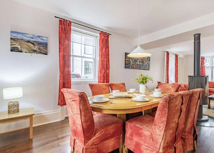 4 Bed In Keswick 87567