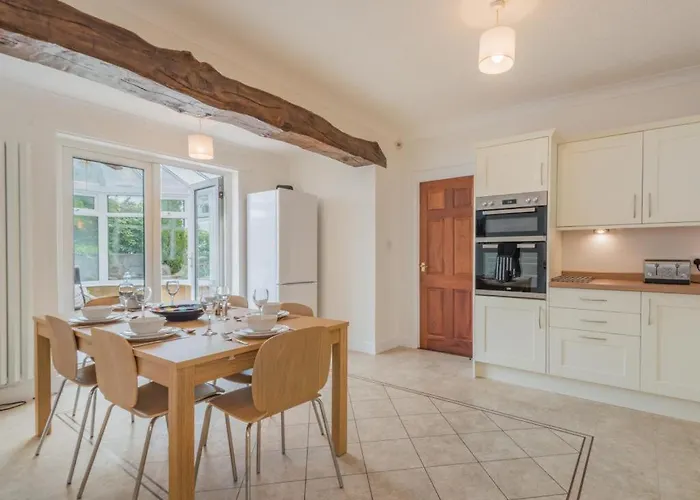 3 Bed In Keswick Sz283