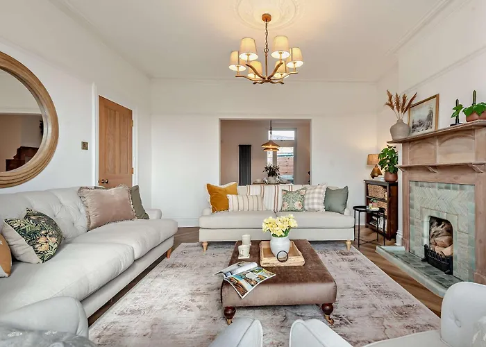 6 Bed In Keswick 94361