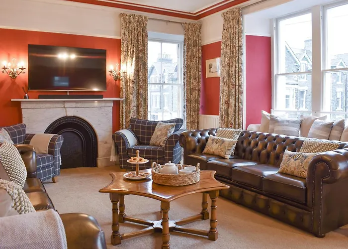 Pitcairn House-Uk41255