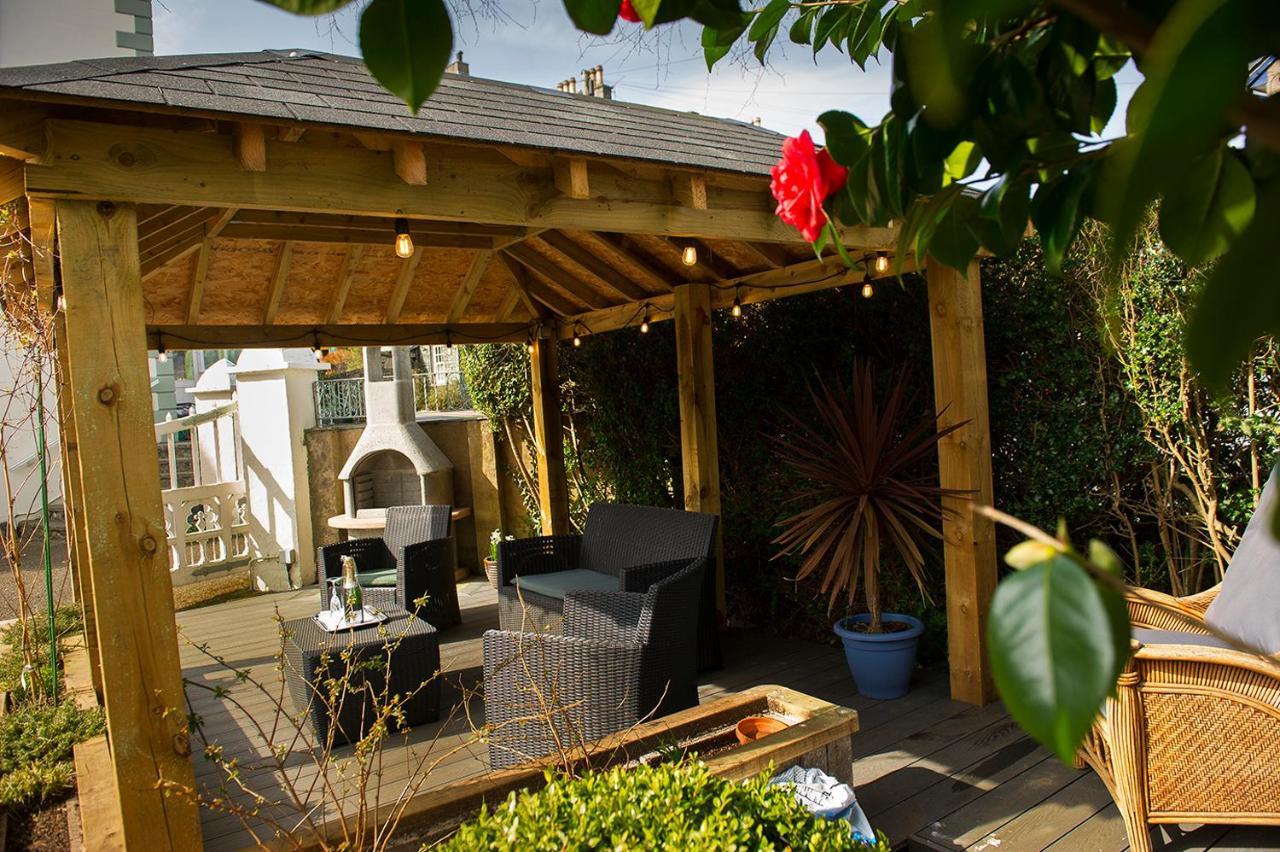 Acorn House Guest house 4*