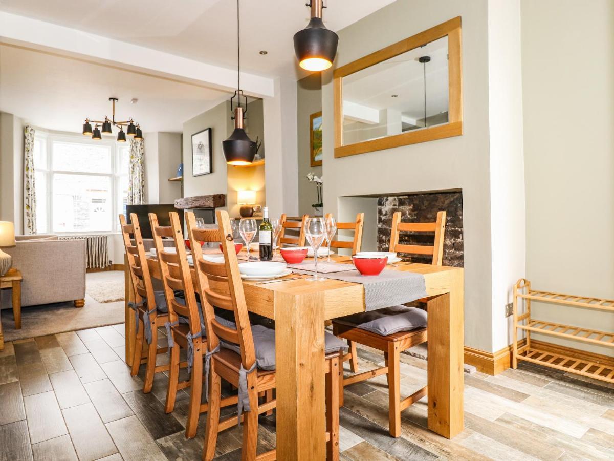 Holiday home Dovestones