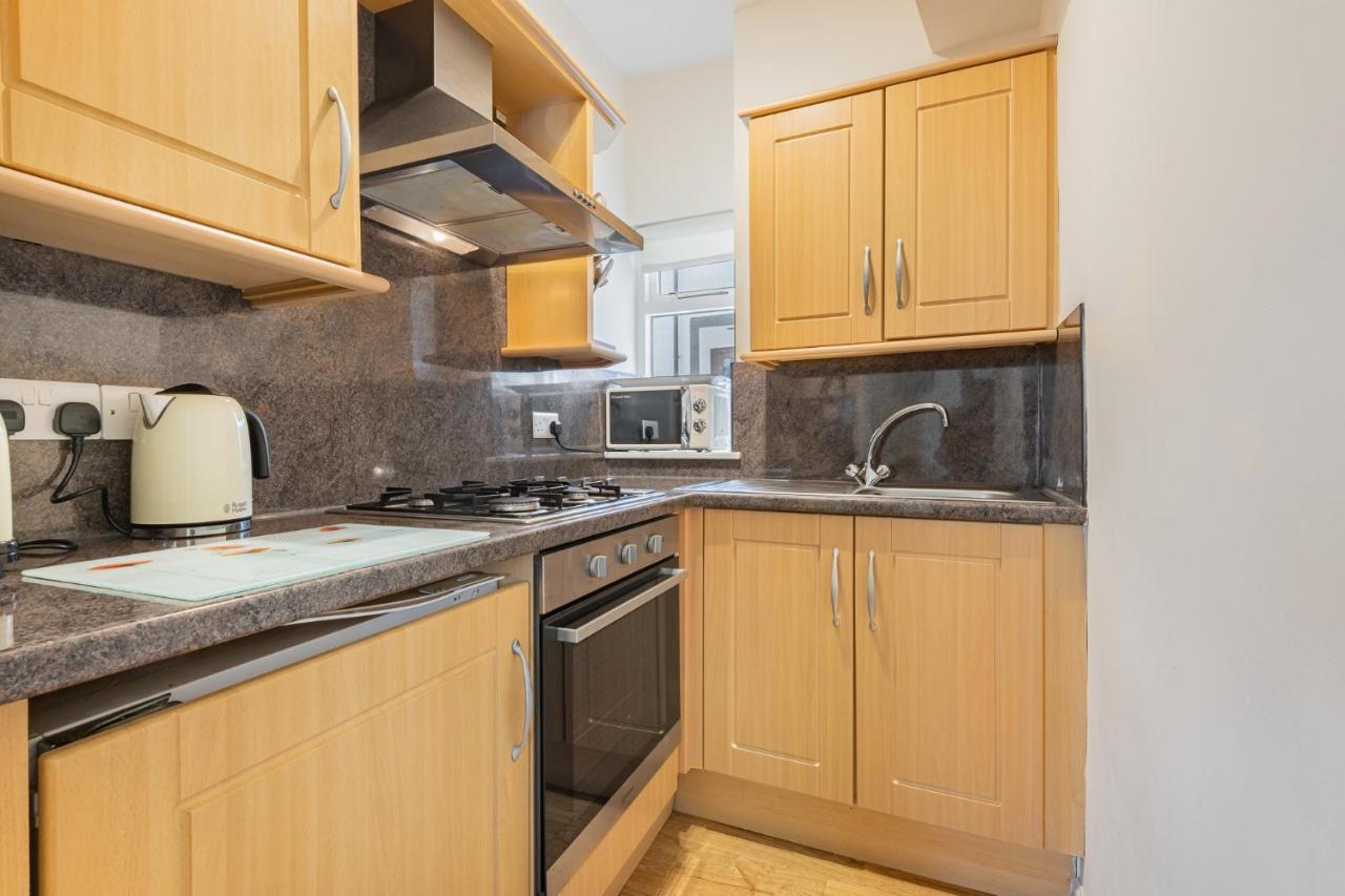 8 Old Braithwaite Apartment *