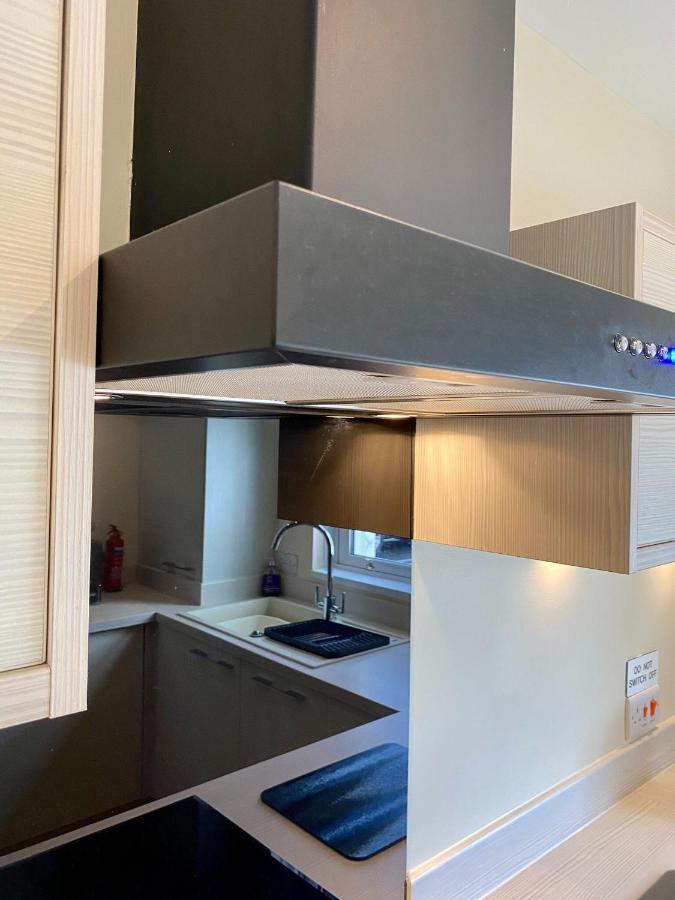 8 Howrahs Court, Keswick Apartment *