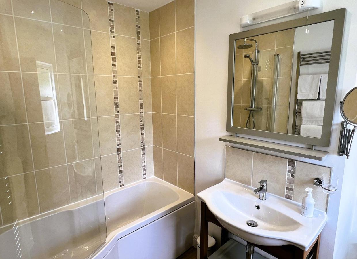 Country house Ravenstone *