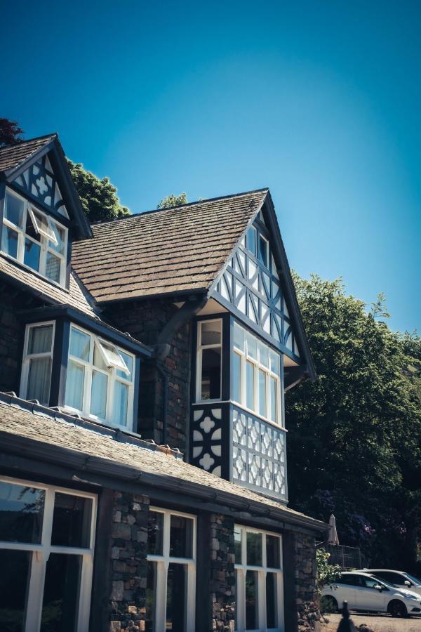Ravenstone Manor