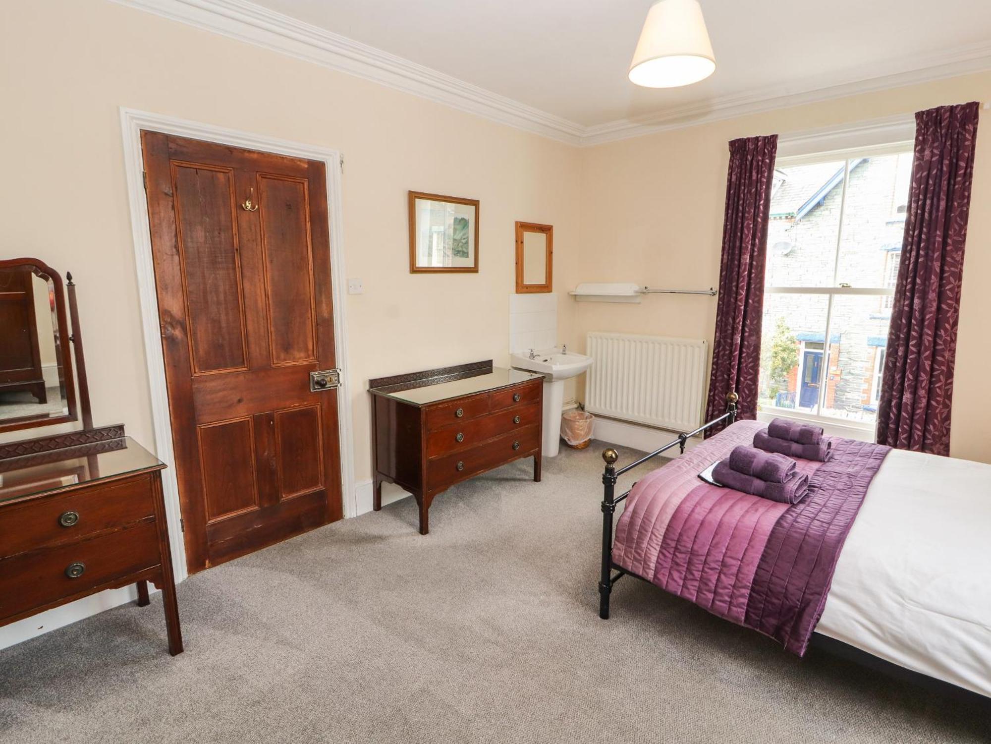 Holiday home Pelham House