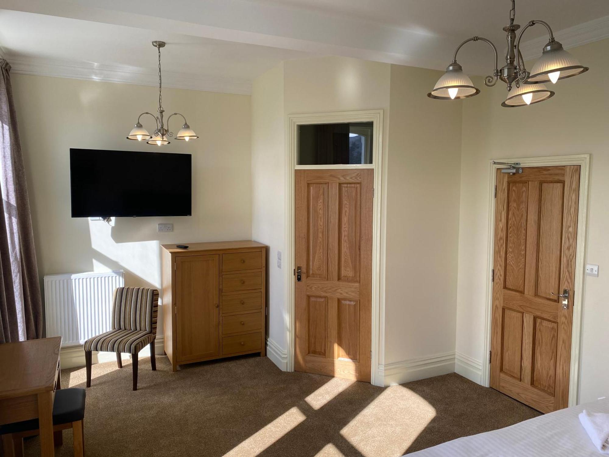 Guest house Berkeley House *