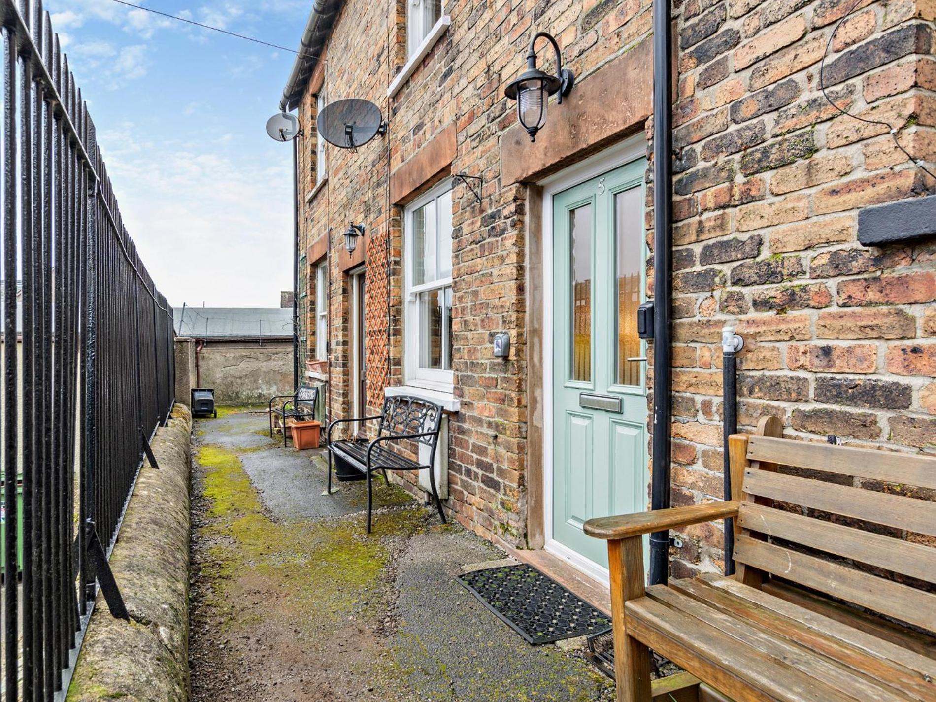 1 Bed In Keswick 93386