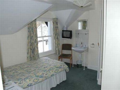 Silverdale Guest house