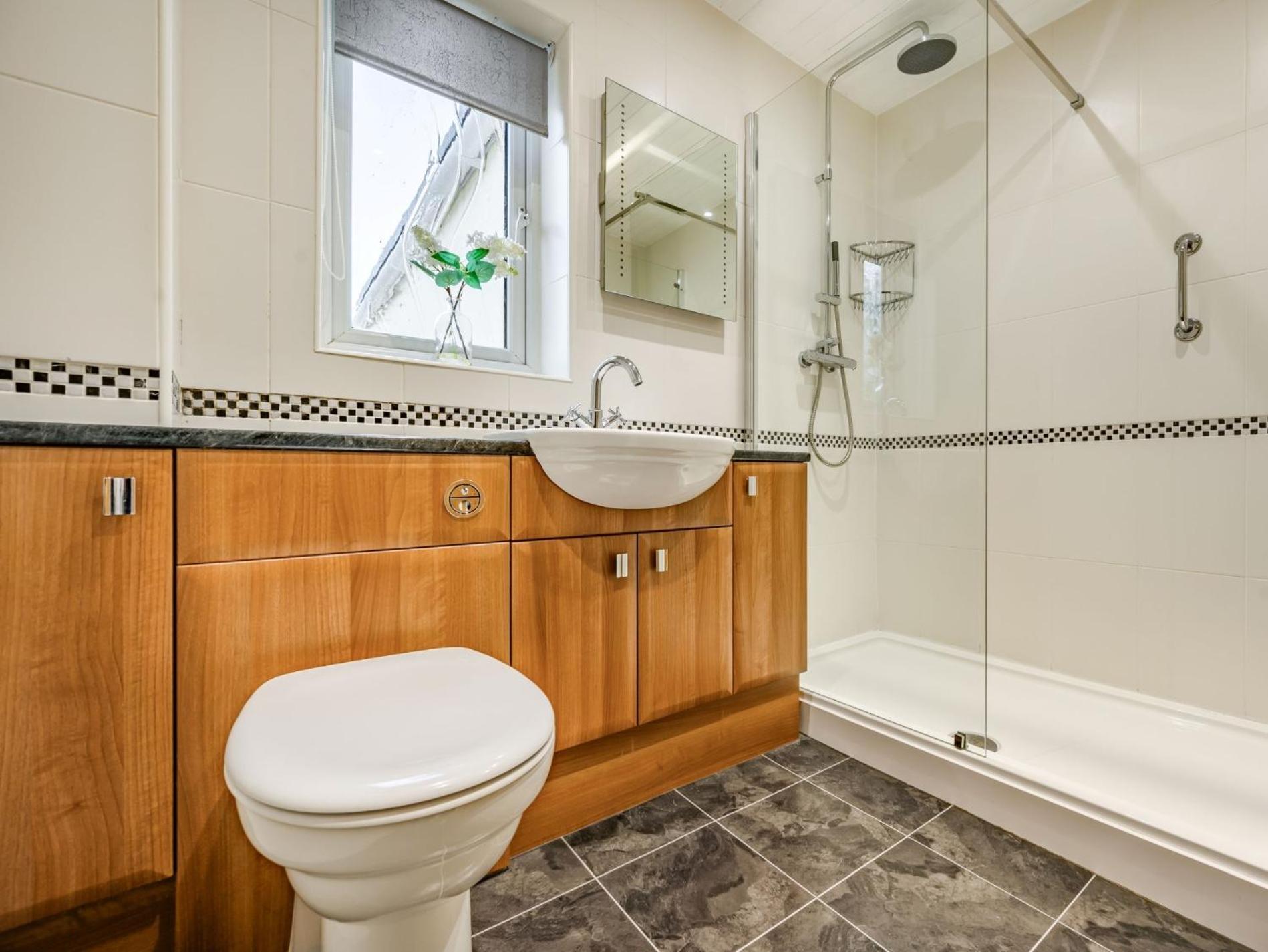 2 Bed In Keswick Sz427 Holiday home