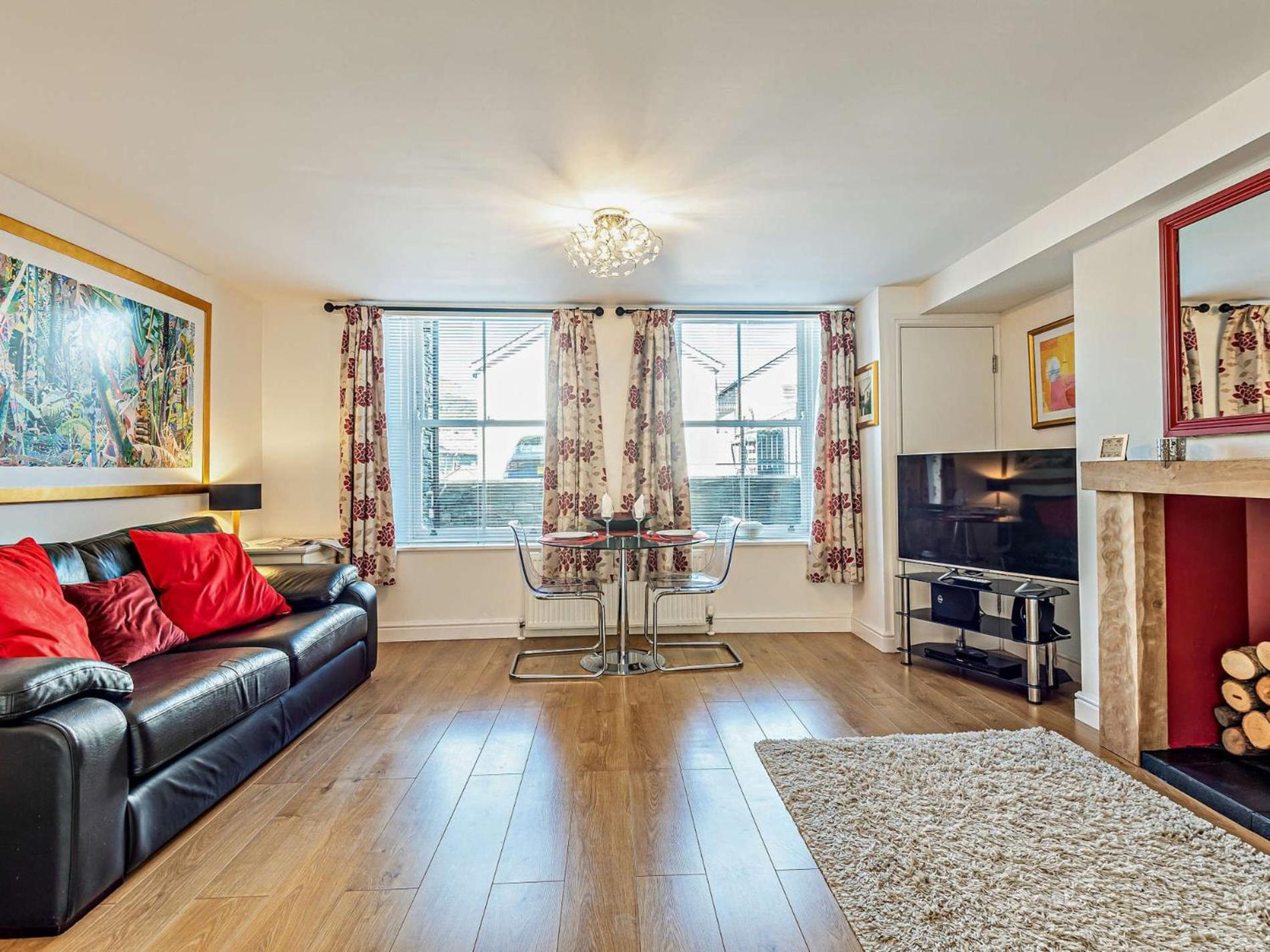 1 Bed In Keswick Sz127