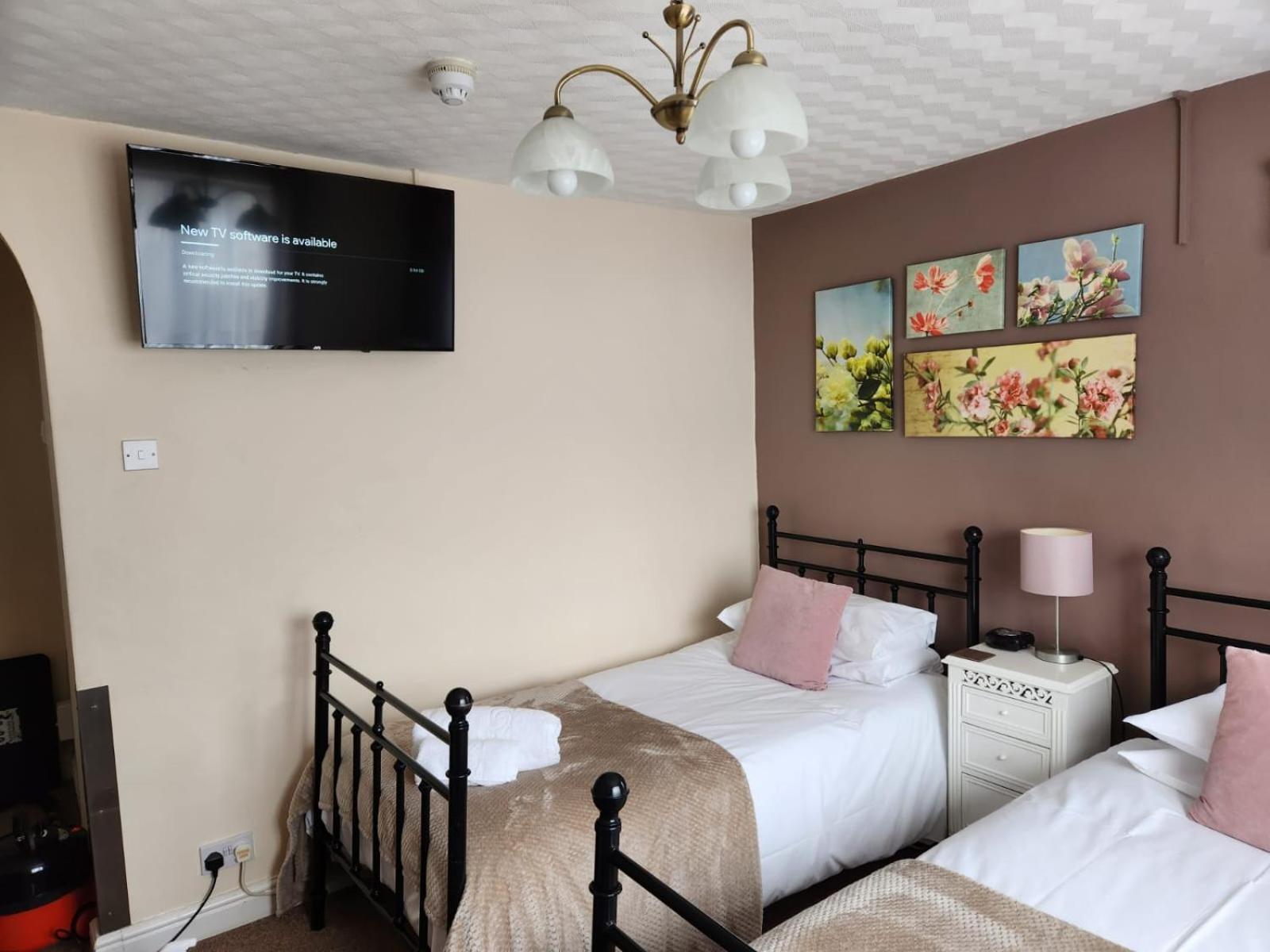 Ferndene Guest house 4*