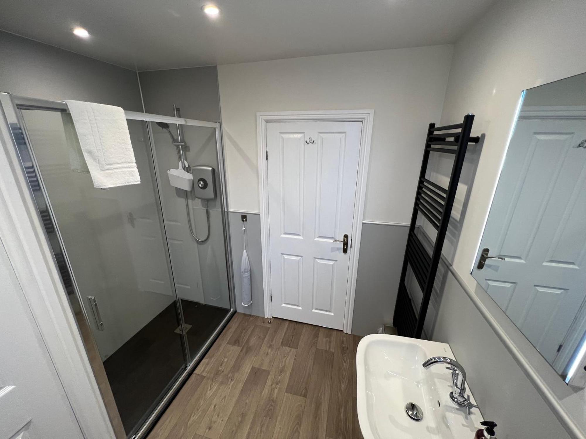 Dolly Waggon Bed & Breakfast 3*